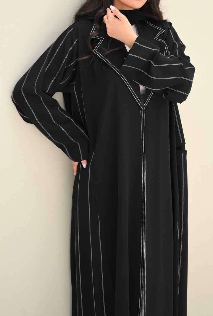 Pearls Abaya